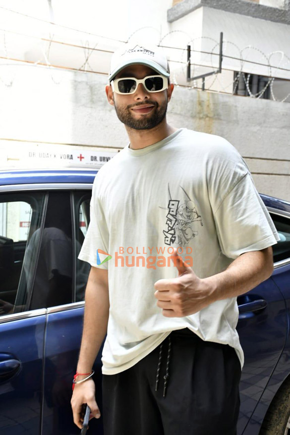 Photos: Siddhant Chaturvedi spotted outside the gym in Juhu