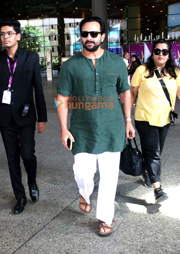 photos sunny leone elli avrram and pragya jaiswal snapped at the airport 8