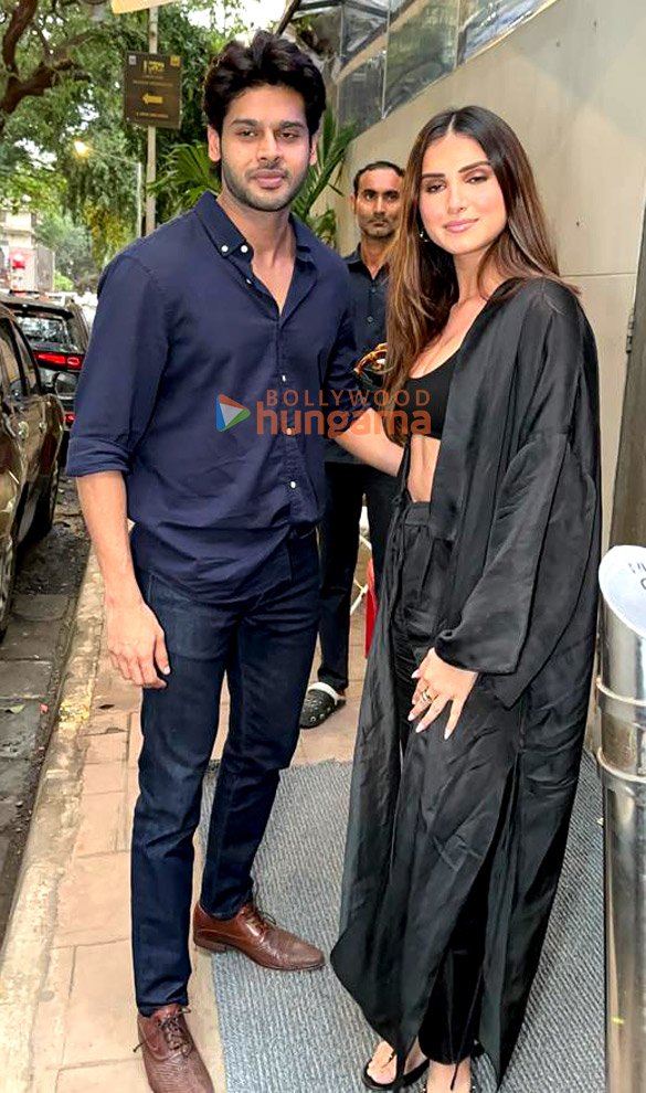 photos tara sutaria and abhimanyu dassani snapped at sanjana sanghis birthday bash 4