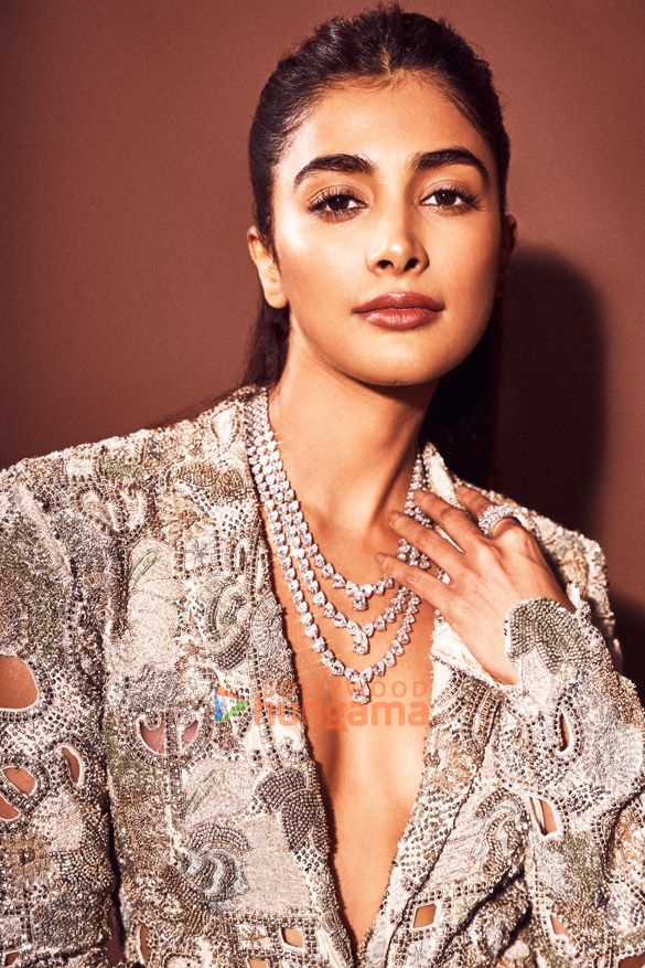pooja hegde 3 131