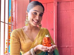 Sharvari visits her ancestral home with her family during this Ganesh Chaturthi; see pics