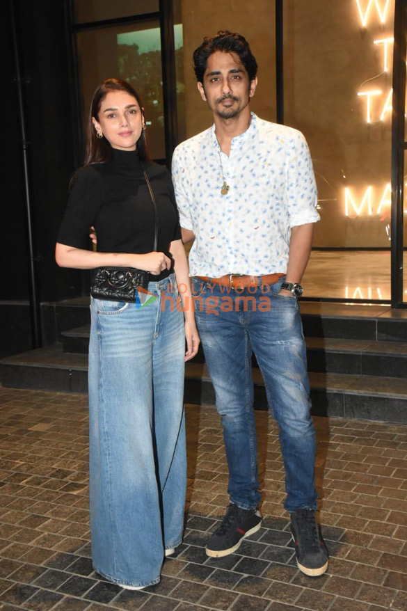 photos aditi rao hydari and siddharth snapped at the special screening of the film chithha 1