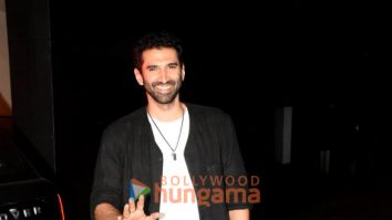 Photos: Aditya Roy Kapur snapped in Bandra