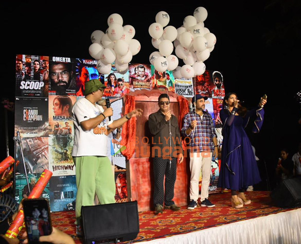 photos anupam kher pankaj tripathi bhushan kumar snapped with casting director mukesh chhabra at the closing ceremony of khidkiyaan 7th edition theatre f 1