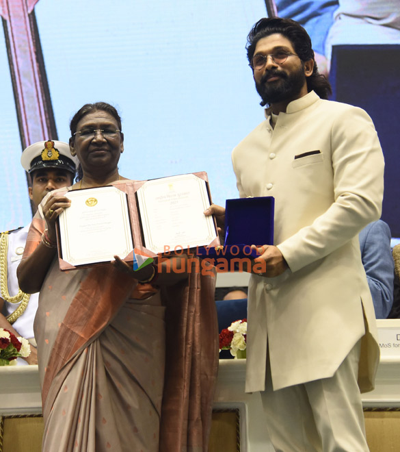 photos celebs grace 69th national awards 009 14