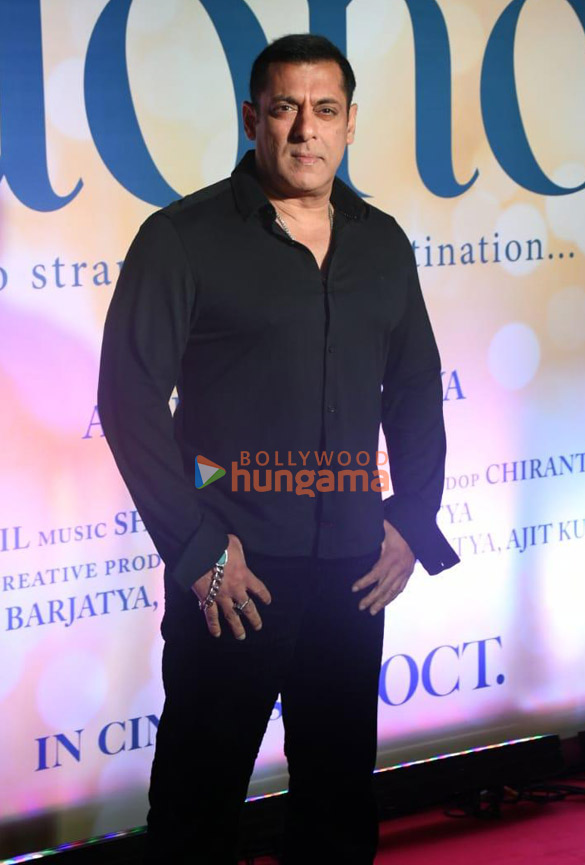 photos celebs grace the premiere of dono 007 9