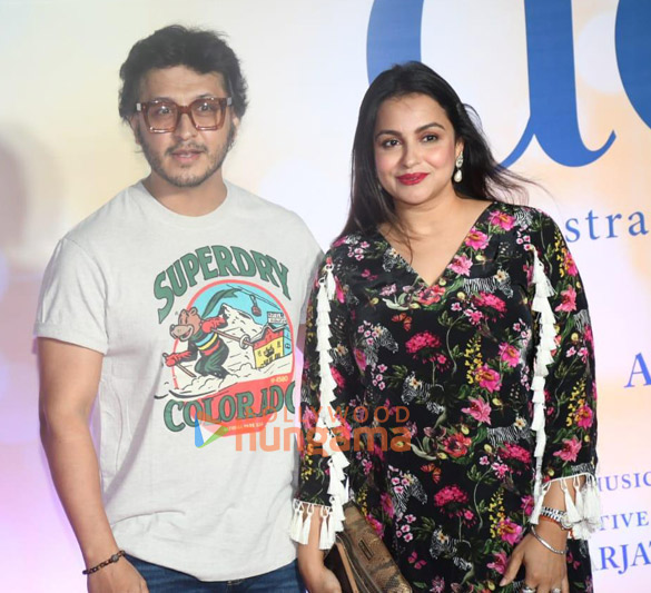 photos celebs grace the premiere of dono 11