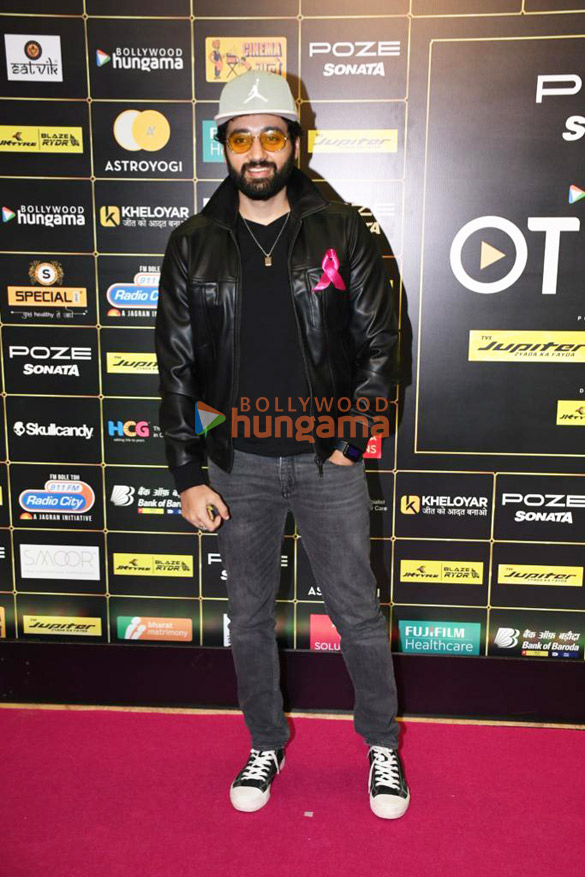 photos celebs snapped at the pink carpet and awards ceremony of bollywood hungama ott india fest 2023 20