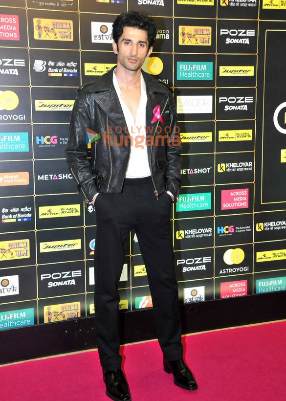 photos celebs snapped at the pink carpet and awards ceremony of bollywood hungama ott india fest 2023 27