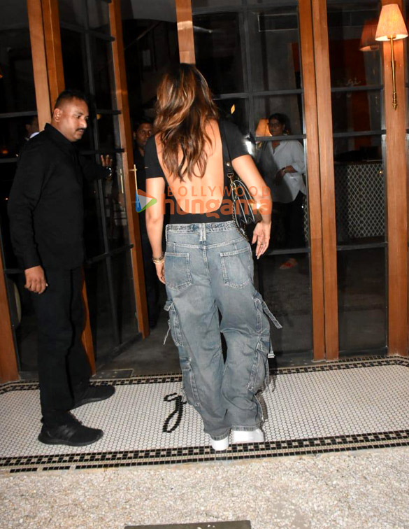 photos deepika padukone snapped at gigi restaurant in bandra 5