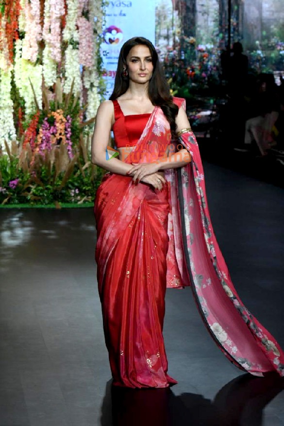 photos elnaaz norouzi shefali jariwala and ridhima pandit walk the ramp at the bombay times fashion week 2023