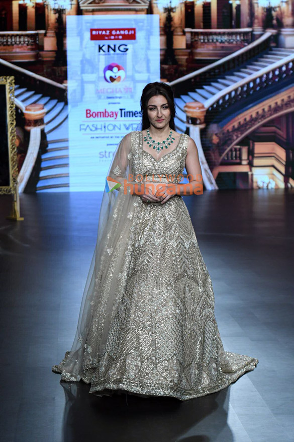 photos elnaaz norouzi shefali jariwala and ridhima pandit walk the ramp at the bombay times fashion week 20234 2