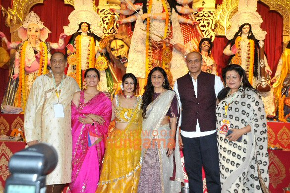 Photos: Kajol, Rani Mukerji, Tanishaa Mukerji and others at Durga Puja celebrations in Juhu Photos: Kajol, Rani Mukerji, Tanishaa Mukerji and others at Durga Puja celebrations in Juhu