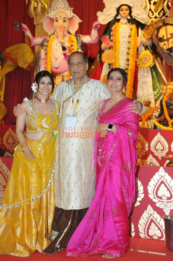 photos kajol rani mukerji tanishaa mukerji and others at durga puja celebrations in juhu 3