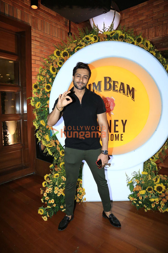 photos priya banerjee ravi dubeym akanksha puri and others attend the jim beam bash 12