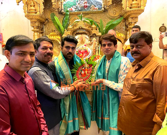 photos ram charan snapped at siddhivinayak temple in mumbai 8