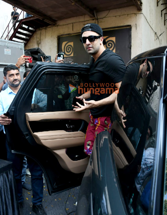 photos ranbir kapoor snapped at filmistan studio 5