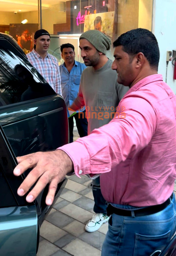 Photos: Ranbir Kapoor snapped at T-Series office