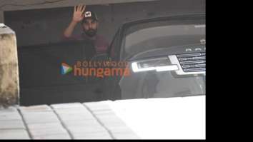 Photos: Ranbir Kapoor snapped at a clinic in Bandra