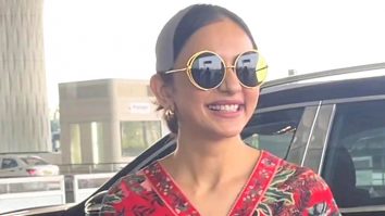 Rakul Preet Singh’s red kaftaan & sunglasses are the vibe!