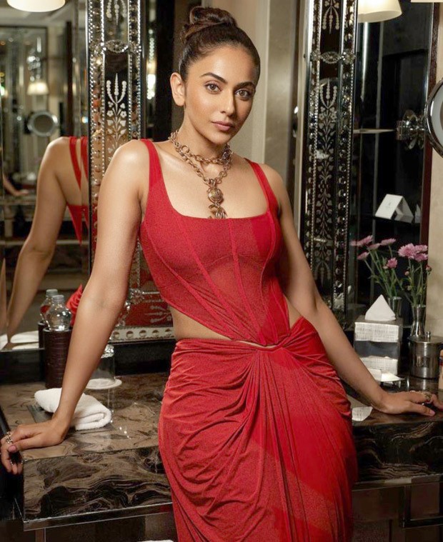 Rakul Preet Singh sets hearts on fire with her stunning sizzling red corset blouse and skirt