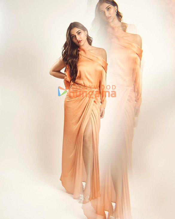 saiee manjrekar 2 33