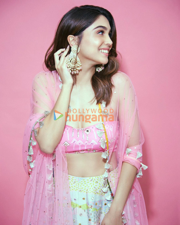 sharvari wagh 5 53