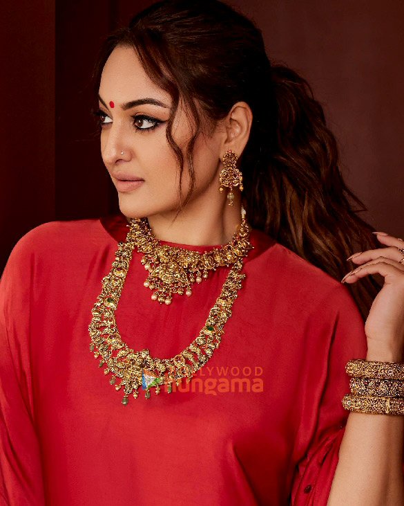 sonakshi sinha 2 193