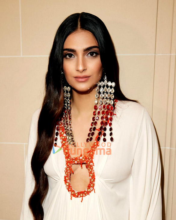 sonam kapoor ahuja 36