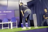 Super fun! Cricket match between Varun Dhawan & Zaheer Khan