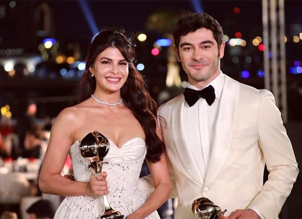 Jacqueline Fernandez receives prestigious award at the Distinctive International Arab Festivals Awards; poses with Burak Deniz