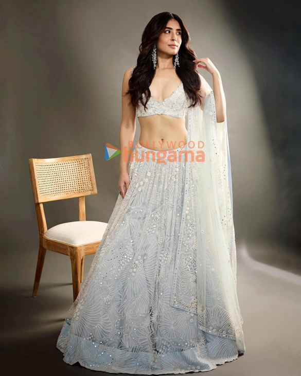kritika kamra 4 15