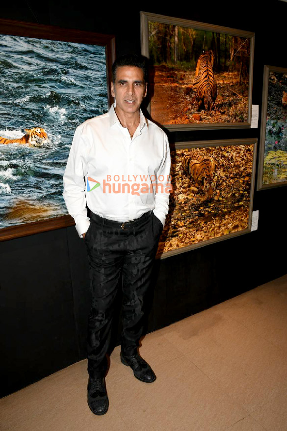 Photos: Akshay Kumar graces wildlife photography exhibition ‘Heartbeats’ at the Jehangir Art Gallery in Mumbai Photos: Akshay Kumar graces wildlife photography exhibition ‘Heartbeats’ at the Jehangir Art Gallery in Mumbai