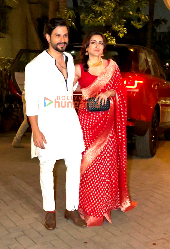 photos celebs attend kareena kapoor khans diwali bash 13