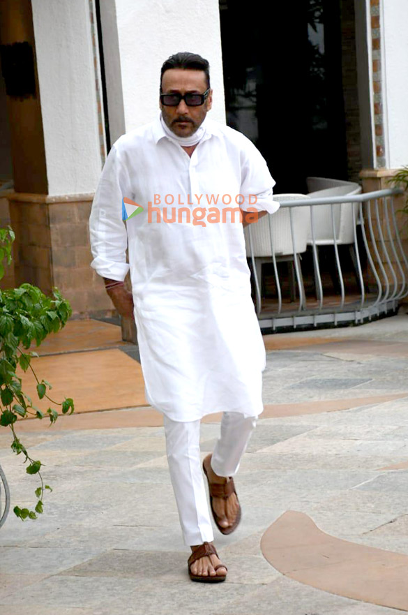 photos celebs attend the prayer meet of rajkumar kohli 3