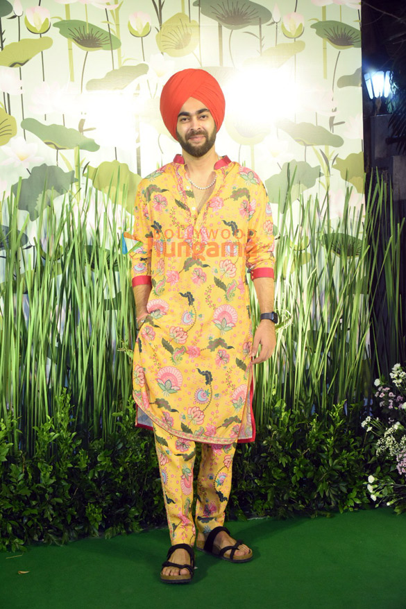photos celebs grace aayush sharma and arpita khans diwali bash 18