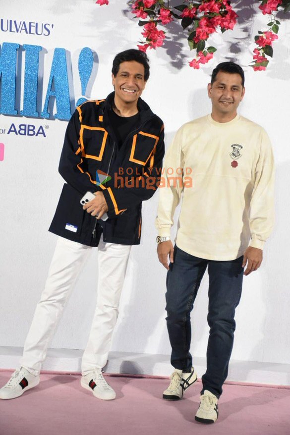 photos celebs grace the mamma mia pink carpet at jio world centre bkc bandra 12