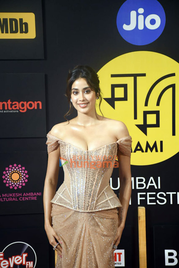 photos celebs grace the closing ceremony of jio mami mumbai film festival 2023 22