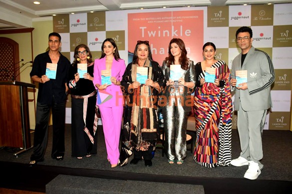 photos celebs grace the launch of twinkle khannas book in mumbai 3 3