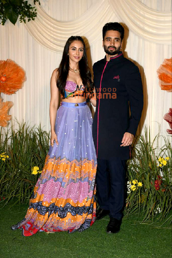 photos celebs snapped at shilpa shettys diwali party5 13