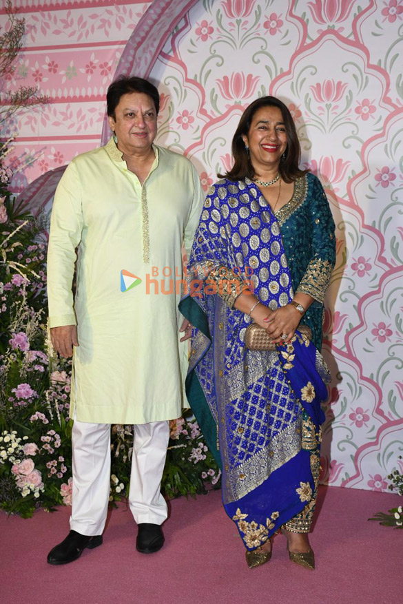 photos celebs snapped attending ramesh s tauranis diwali bash 4