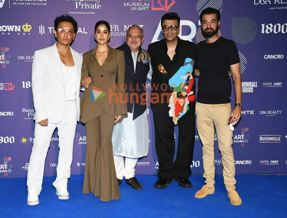 photos karan johar and dinesh vazirani of art mumbai host the opening party for art mumbai 6