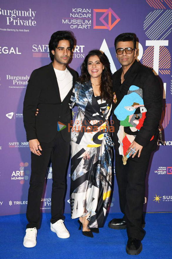 photos karan johar and dinesh vazirani of art mumbai host the opening party for art mumbai 7