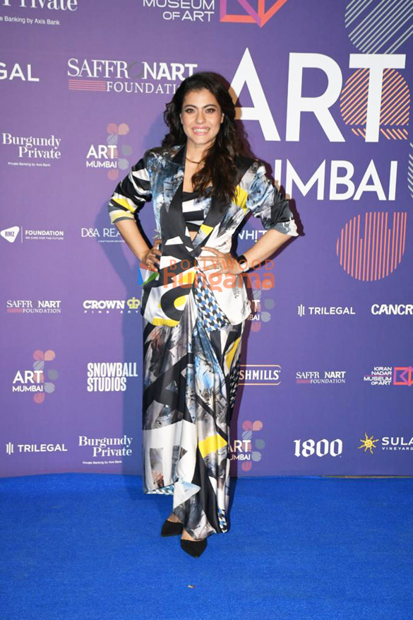 photos karan johar and dinesh vazirani of art mumbai host the opening party for art mumbai 9