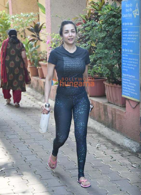 photos malaika arora snapped in bandra 1 48