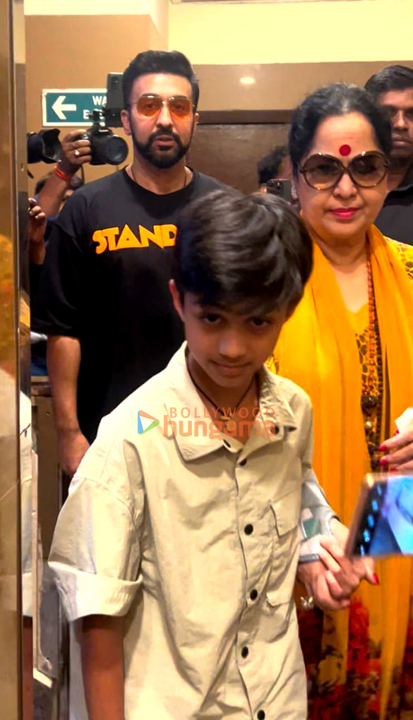 photos raj kundra and sunanda shetty snapped at pvr juhu 1