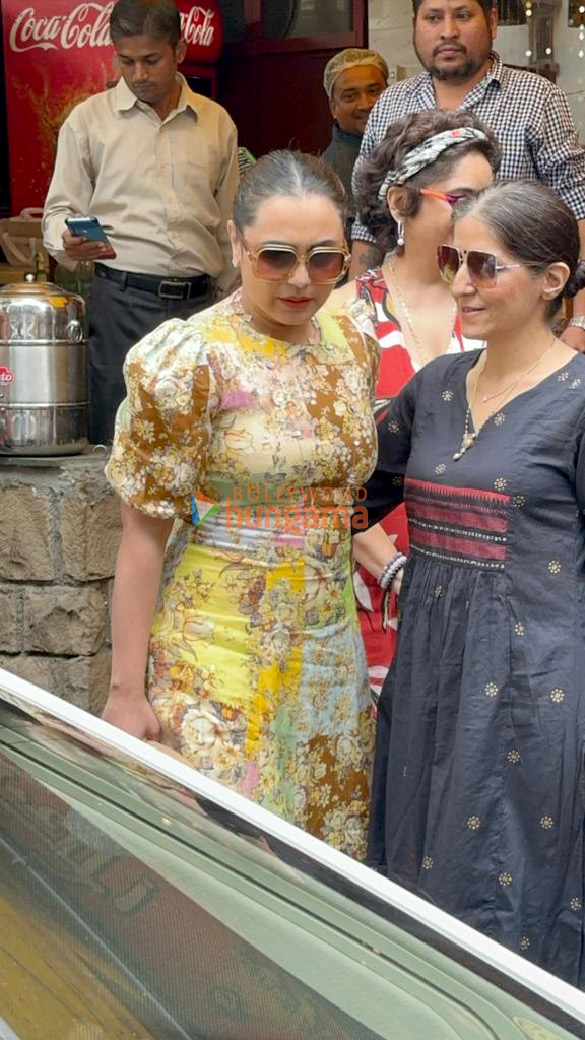 photos rani mukerji spotted in bandra 4 2