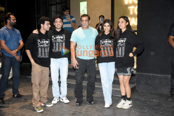 photos salman khan snapped at the special screening of farrey 4