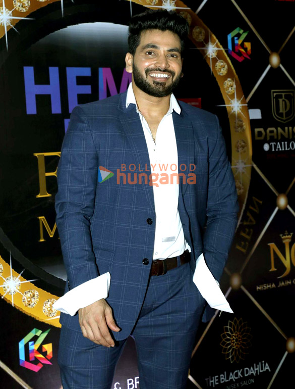 photos shiv thakare archana gautam udit narayan arshi khan and dheeraj kumar attend film fraternity awards night 1