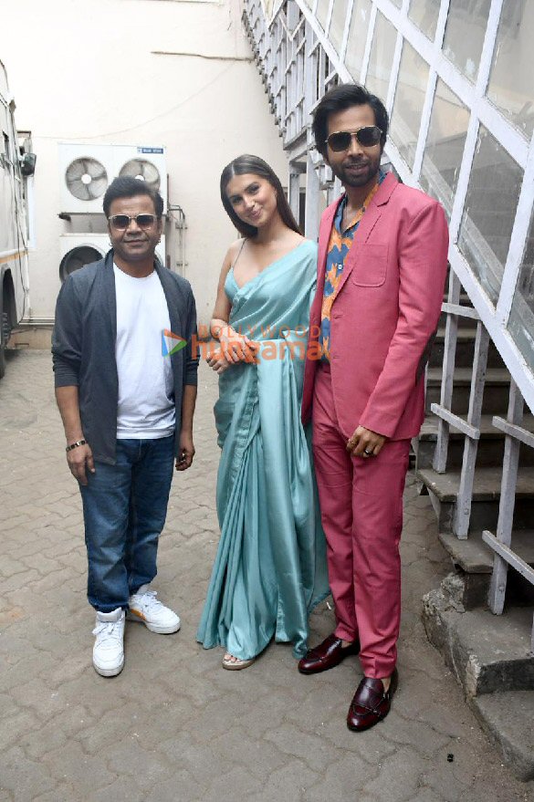 photos tara sutaria abhishek banerjee and rajpal yadav snapped promoting their film apurva 1 3